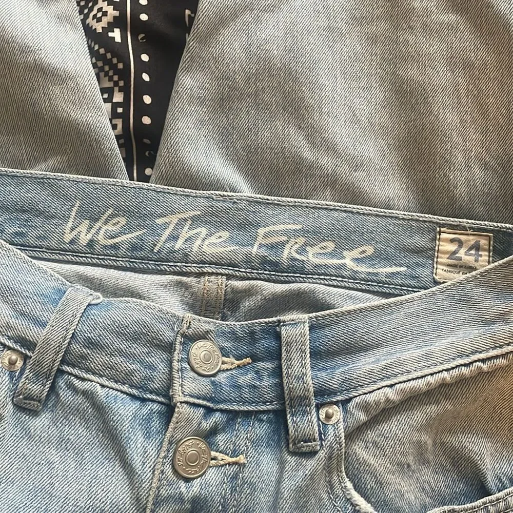 We The Free High Waisted Denim Jeans Rigid Raw Hem Button Fly Distressed Sz 24